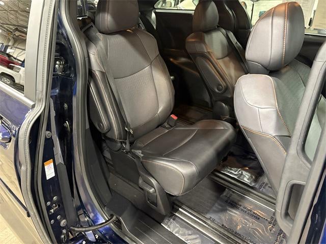 2023 Toyota Sienna XSE 7 Passenger