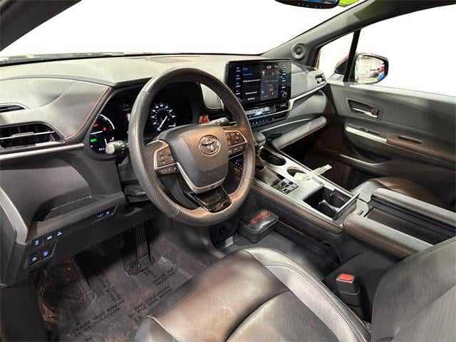 2023 Toyota Sienna XSE 7 Passenger