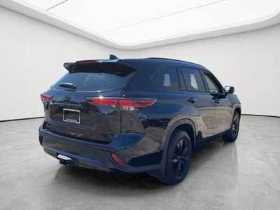 2025 Toyota Highlander Hybrid XLE Nightshade