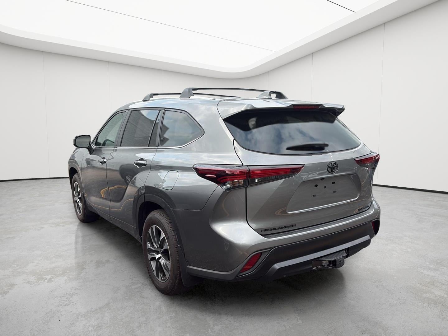 2025 Toyota Highlander XLE