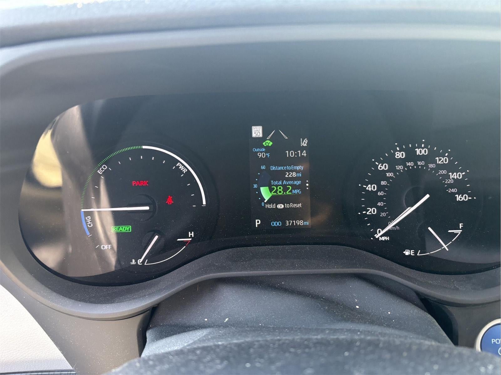 2022 Toyota Sienna LE