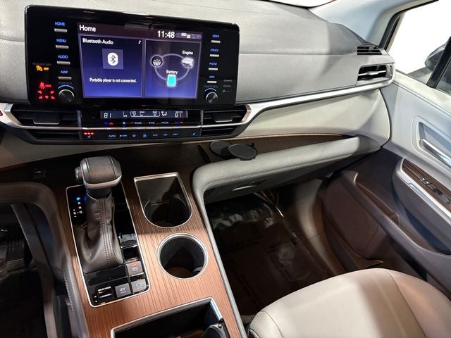 2022 Toyota Sienna XLE 7 Passenger