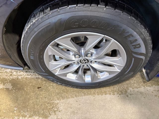 2022 Toyota Sienna XLE 7 Passenger