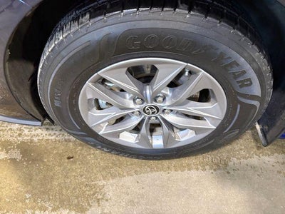 2022 Toyota Sienna XLE 7 Passenger