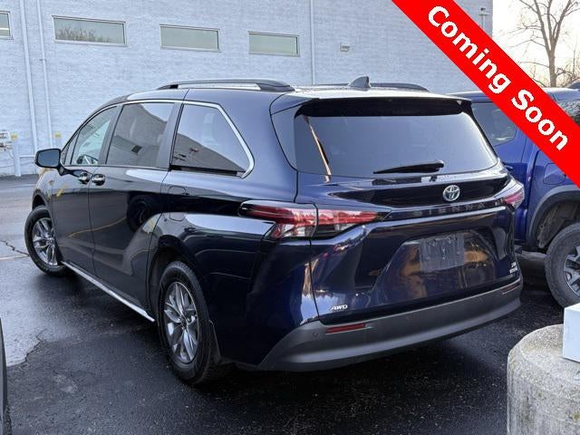 2022 Toyota Sienna XLE 7 Passenger