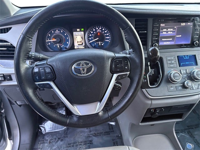 2020 Toyota Sienna XLE 7 Passenger