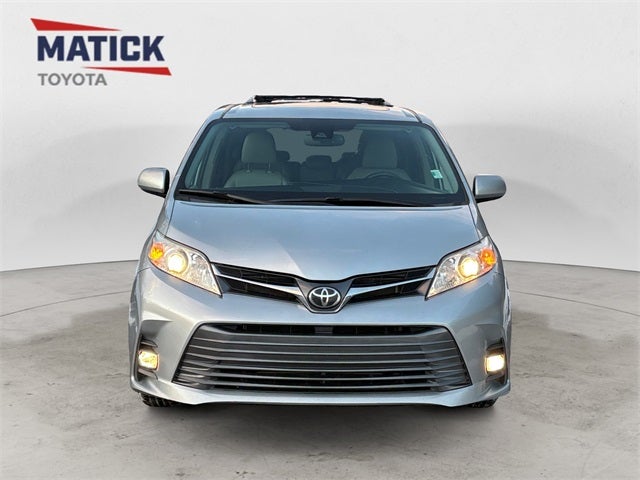 2020 Toyota Sienna Limited Premium 7 Passenger