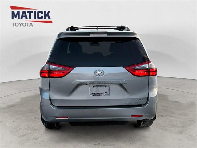 2020 Toyota Sienna Limited Premium 7 Passenger