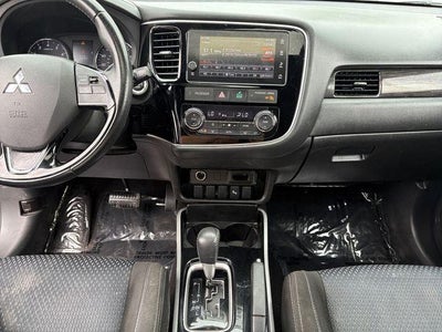 2018 Mitsubishi Outlander LE