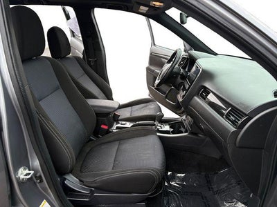 2018 Mitsubishi Outlander LE