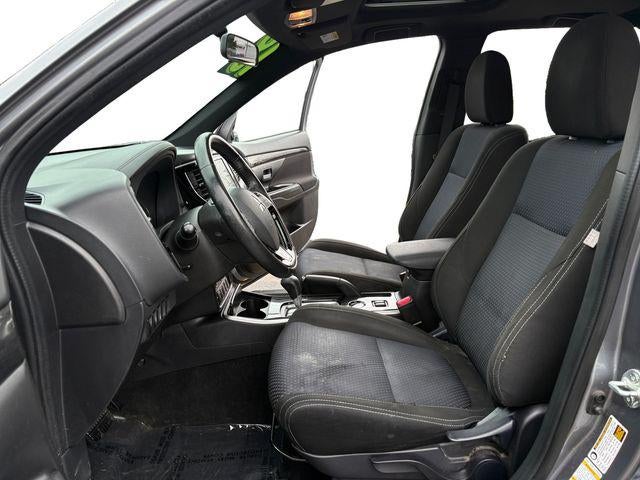 2018 Mitsubishi Outlander LE