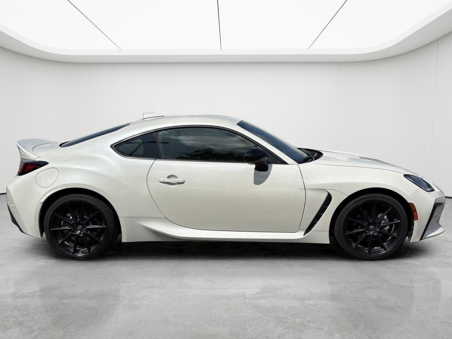 2025 Toyota GR86 Premium