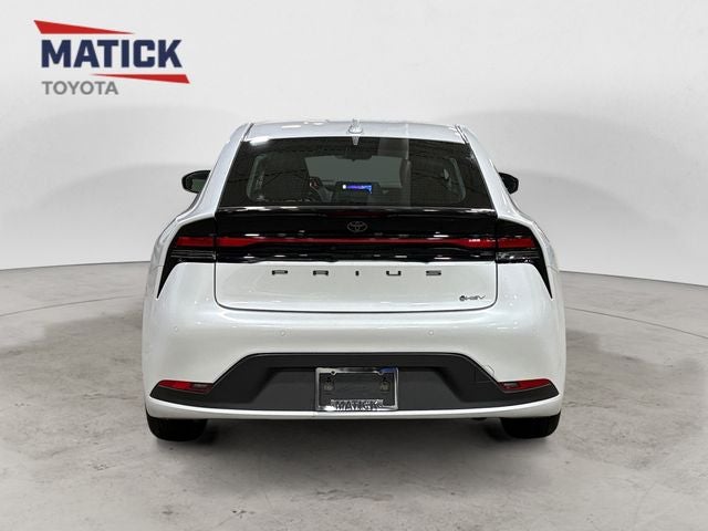2023 Toyota Prius LE