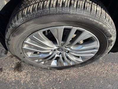 2023 Toyota Venza XLE