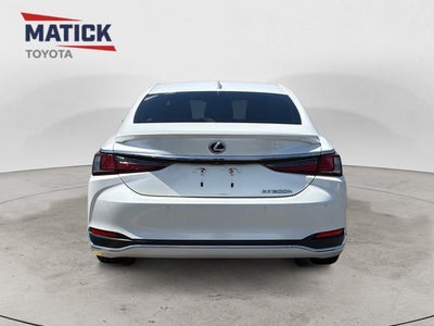 2019 Lexus ES 300h