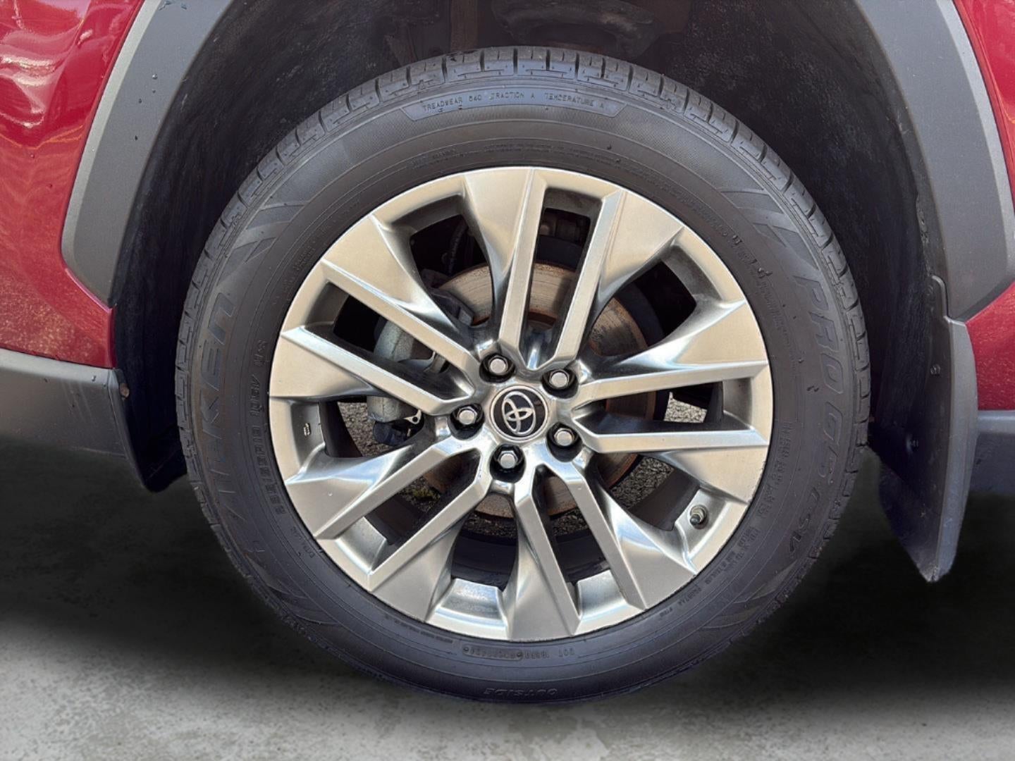 2019 Toyota Rav4 XLE Premium
