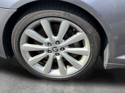 2010 Jaguar XF Premium Luxury